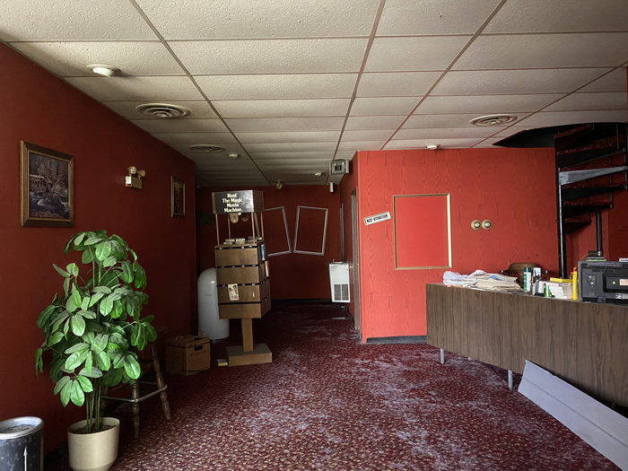 Riverview Cinema - May 14 2022 (newer photo)